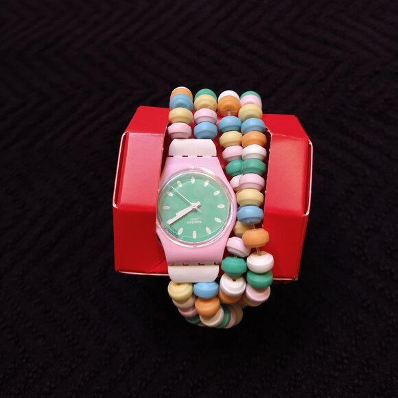SWATCH - 'Candy' Watch - Stretch Band, New in Box - Picture 2 of 5